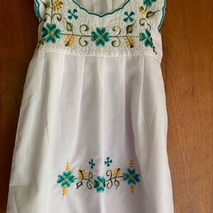 3 pieces girls dress bundle size 4T